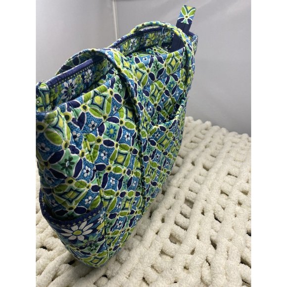 Vera Bradley~ Daisy Daisy Baby Bag~Retired 2008 - Picture 9 of 10